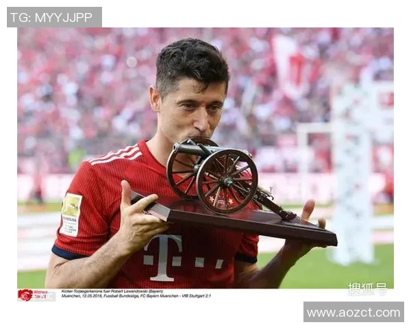 莱万的传奇之路：从天才少年到足球巨星的辉煌历程与成就